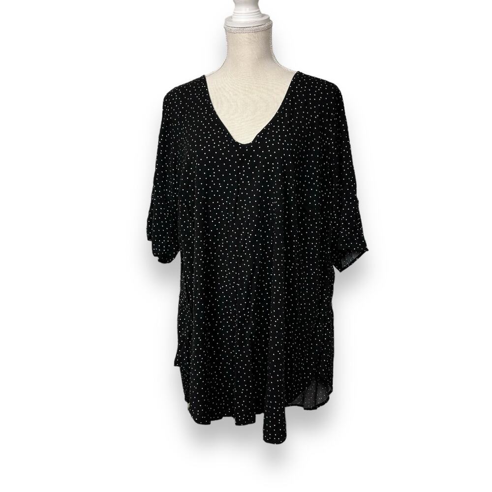 Torrid Black & White Polka Dot Tunic Top Size 3